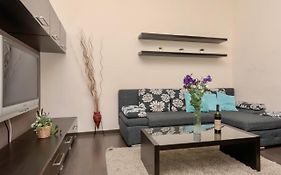 Corvina Apartment Budapest With Free Private Parking